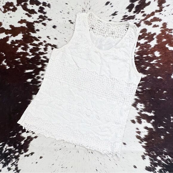 Solitaire Anthropologie White Embroidered Tank Top - Picture 1 of 8